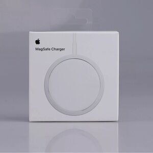 Apple IPhone MagSafe Charger 

Original 

Brand new unopened